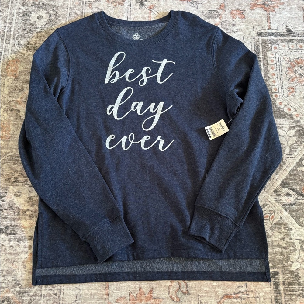 NWT Women’s “Best Day Ever” Navy Blue Graphic Long Sleeve Sweatshirt